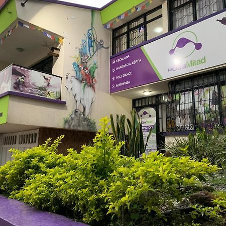ארמניה La Otra Mitad Hostel מראה חיצוני תמונה