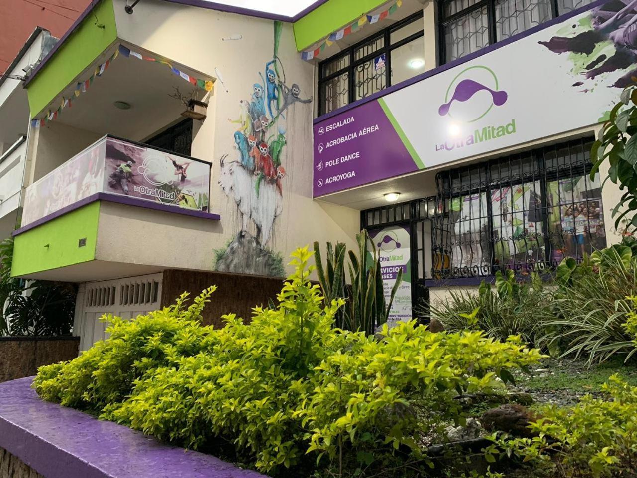 ארמניה La Otra Mitad Hostel מראה חיצוני תמונה